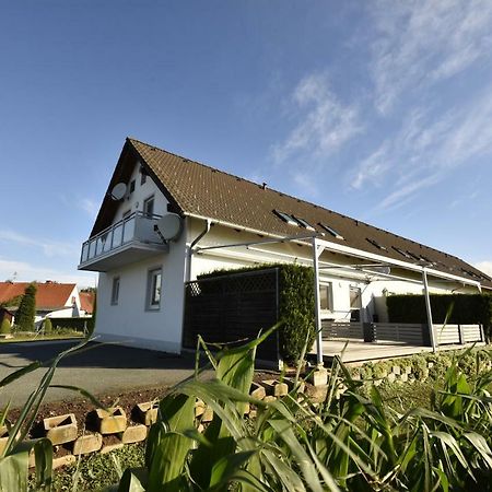 Ferienwohnung Loipersdorf Fürstenfeld エクステリア 写真